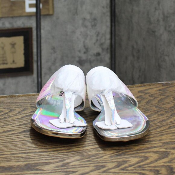 NWT DKNY Women's Footwear Isha Flat Sandal K4169795 Silver Iridescent Halcott 7M - Picture 7 of 11